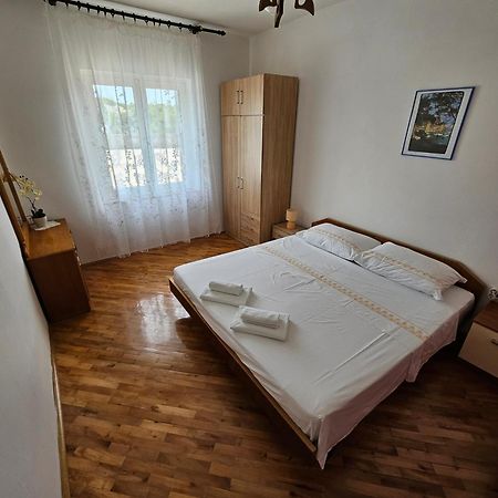 Apartments Rusin Linardici Ngoại thất bức ảnh